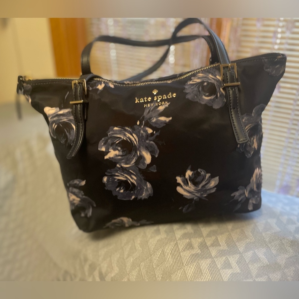Kate Spade navy floral tote, polyester/leather, near-pristine condition - Picture 2 of 9